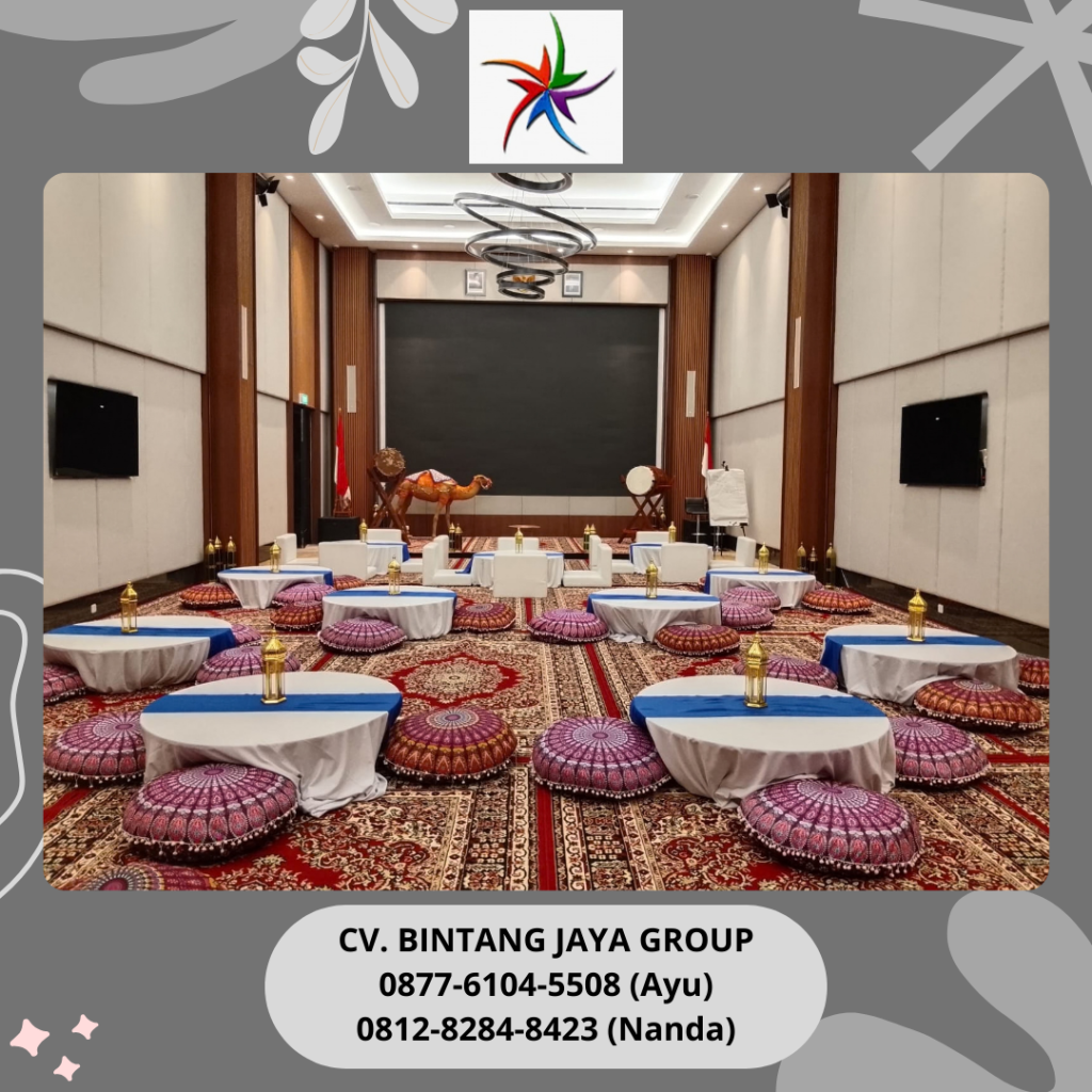 Rental Meja Lesehan Bulat Putih Runner Biru Dan Sofa Lesehan Jakarta